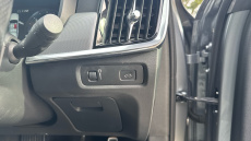 Volvo S90 2.0 D4 R DESIGN 4dr Geartronic Diesel Saloon